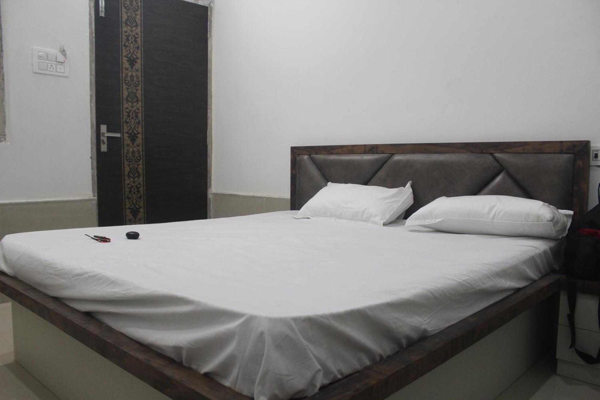 Hotel Krishna & Restaurant Pokhran 外观 照片